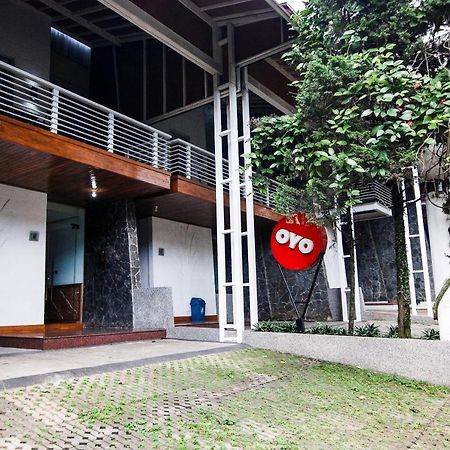 Oyo 229 Hi Quality Hotel Bandung Ngoại thất bức ảnh
