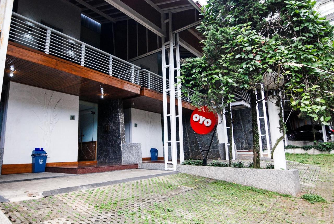 Oyo 229 Hi Quality Hotel Bandung Ngoại thất bức ảnh