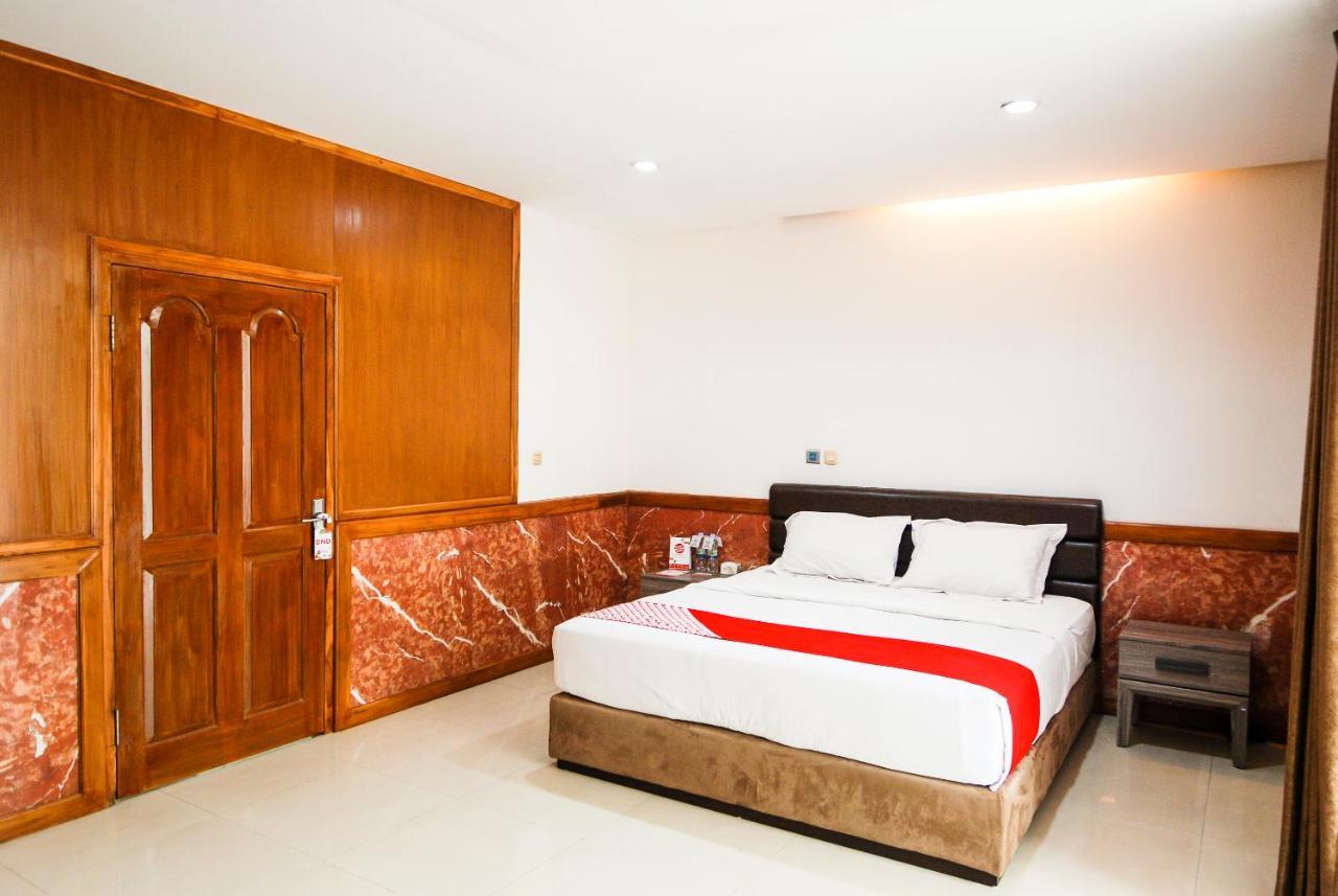 Oyo 229 Hi Quality Hotel Bandung Ngoại thất bức ảnh