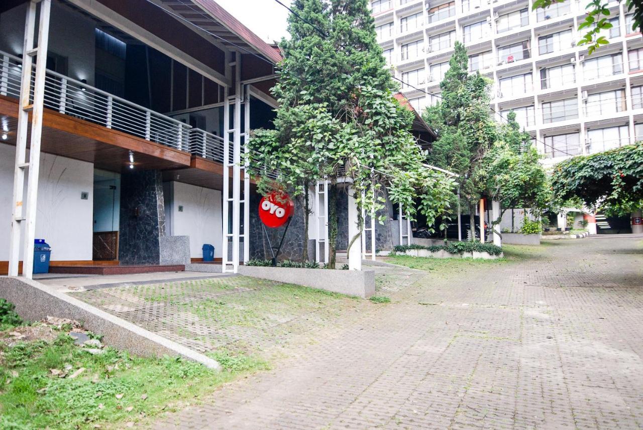 Oyo 229 Hi Quality Hotel Bandung Ngoại thất bức ảnh