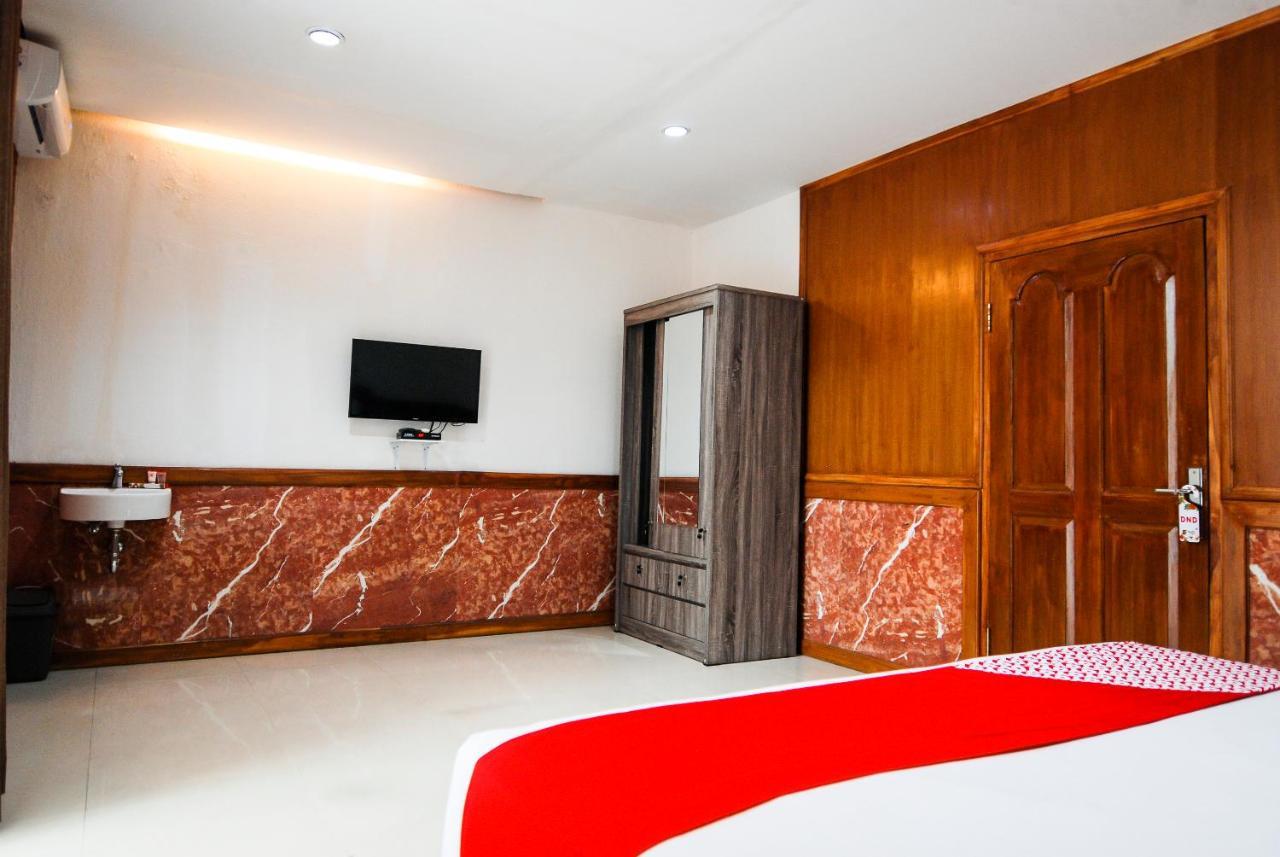 Oyo 229 Hi Quality Hotel Bandung Ngoại thất bức ảnh