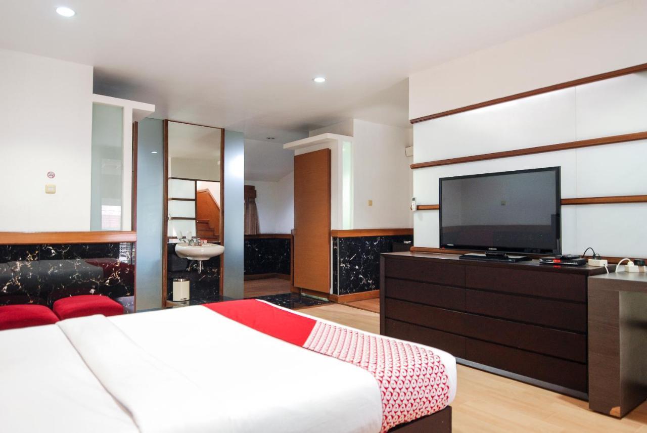 Oyo 229 Hi Quality Hotel Bandung Ngoại thất bức ảnh