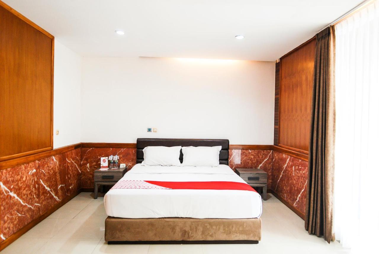 Oyo 229 Hi Quality Hotel Bandung Ngoại thất bức ảnh