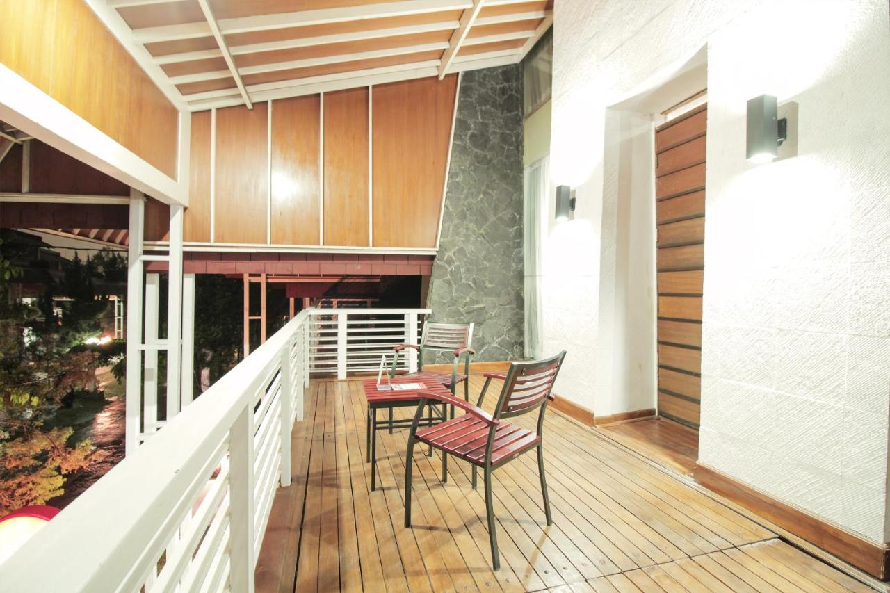 Oyo 229 Hi Quality Hotel Bandung Ngoại thất bức ảnh