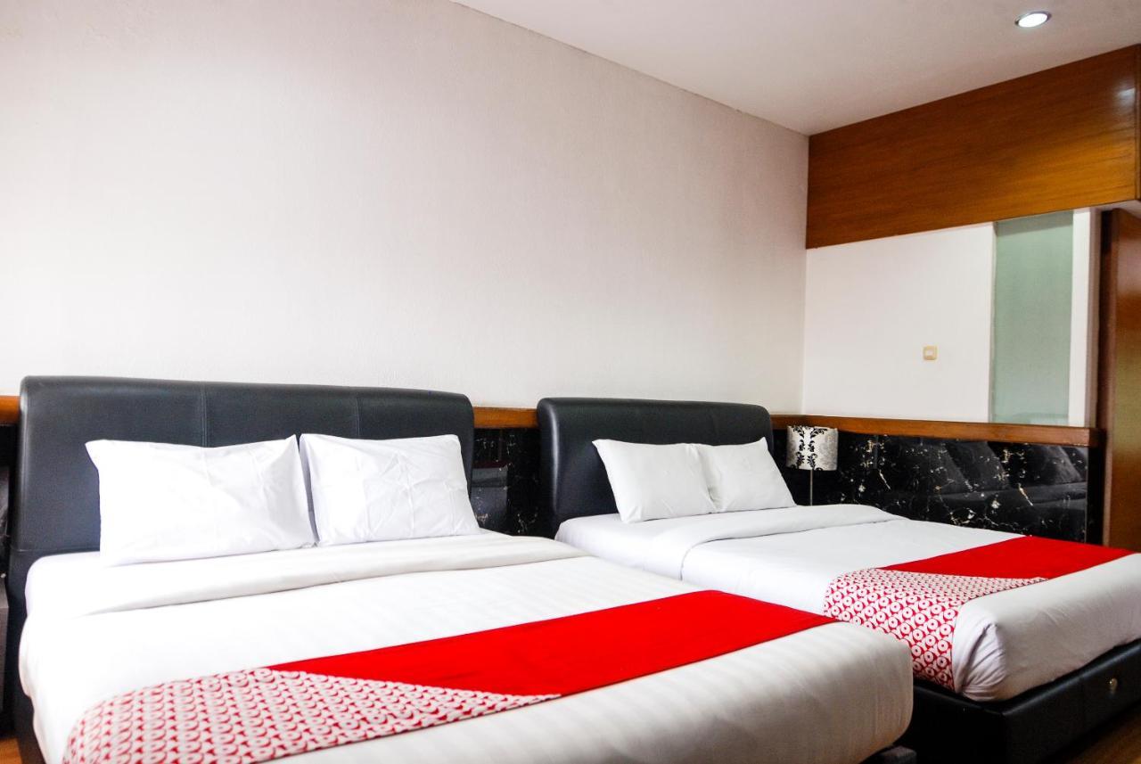 Oyo 229 Hi Quality Hotel Bandung Ngoại thất bức ảnh