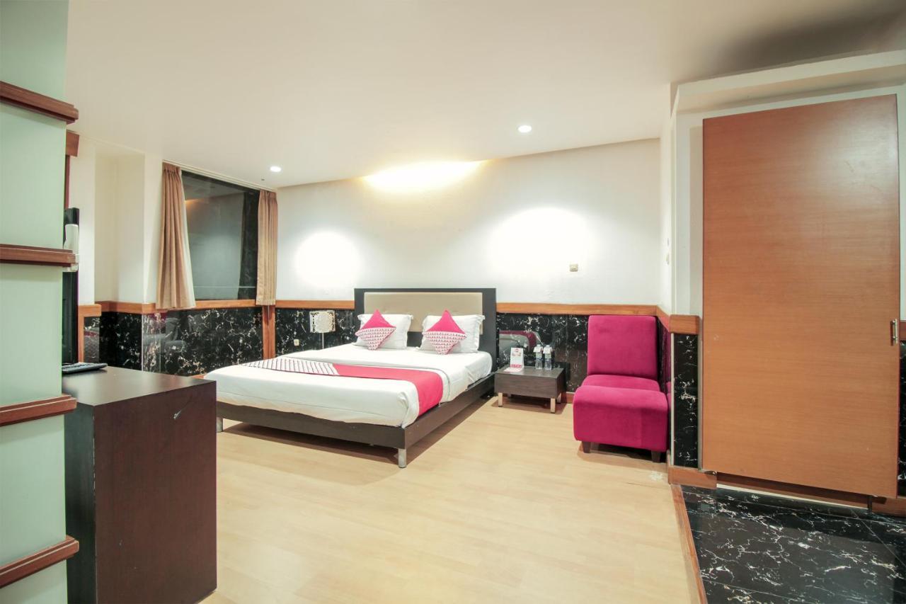 Oyo 229 Hi Quality Hotel Bandung Ngoại thất bức ảnh