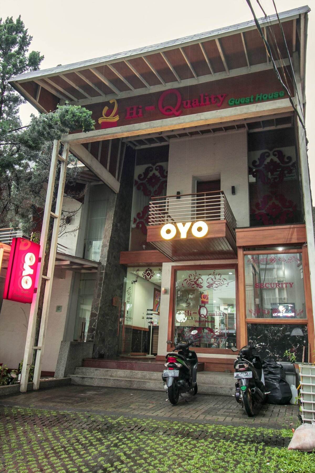 Oyo 229 Hi Quality Hotel Bandung Ngoại thất bức ảnh