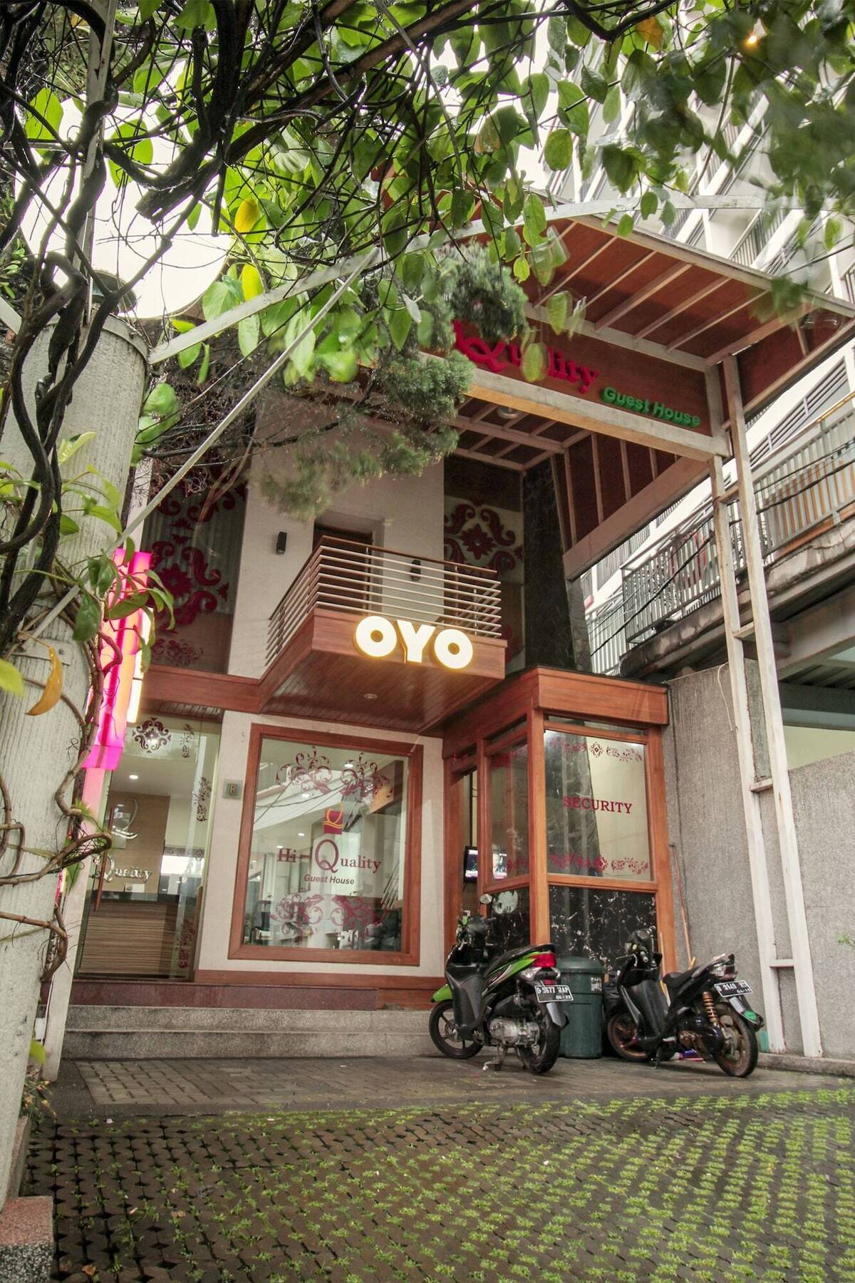 Oyo 229 Hi Quality Hotel Bandung Ngoại thất bức ảnh
