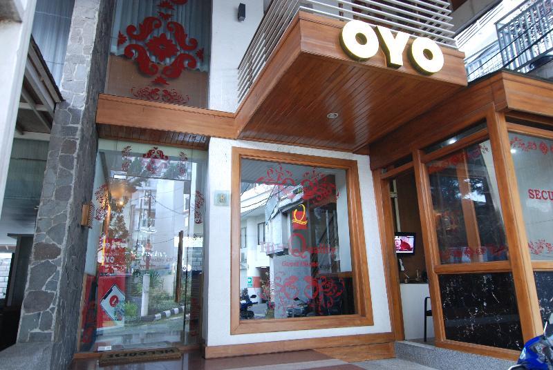 Oyo 229 Hi Quality Hotel Bandung Ngoại thất bức ảnh